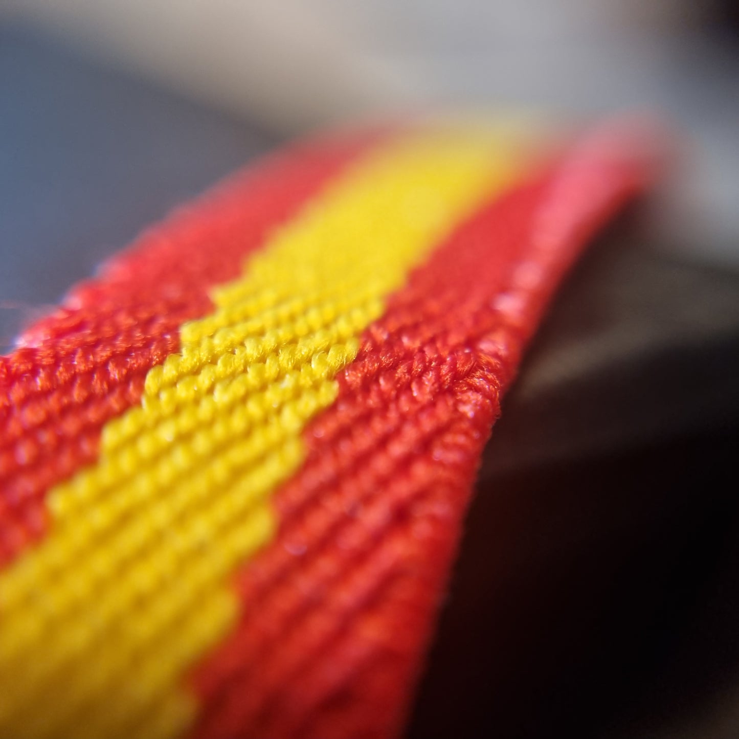 Conjunto de cartera negra con cinta de la bandera de España y cinturón 100% piel para hombre