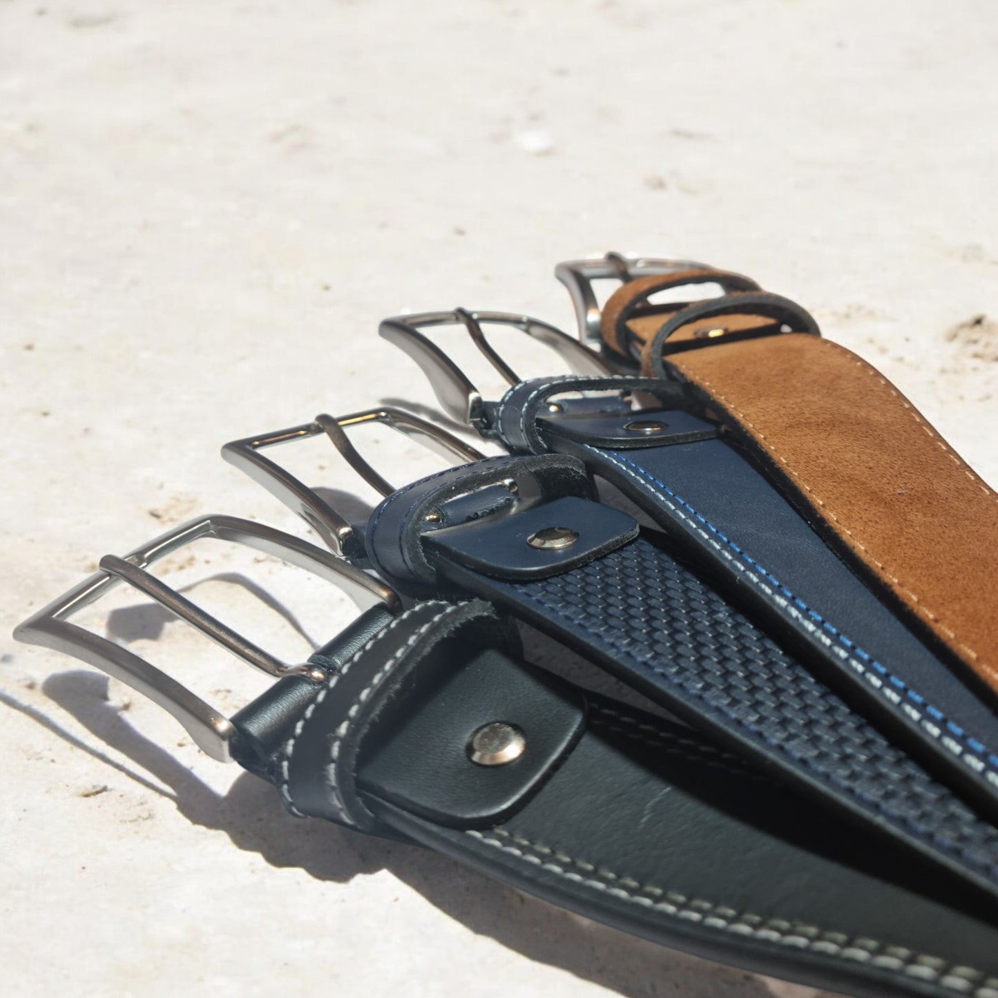 Conjunto de cartera negra con cinta de la bandera de España y cinturón 100% piel para hombre